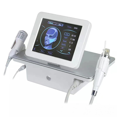 4本の針のCartidgesの電気改装機械RF MicroneedlingおよびCryoの冷たいハンマー